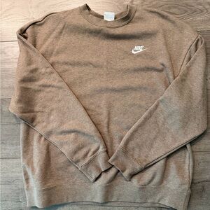 NWOT Women’s Nike crew neck sweatshirt Size small
